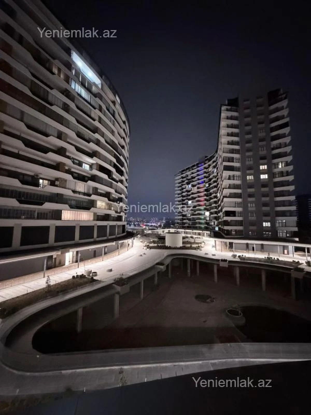 Satılır 2 otaqlı yeni tikili 70 m²