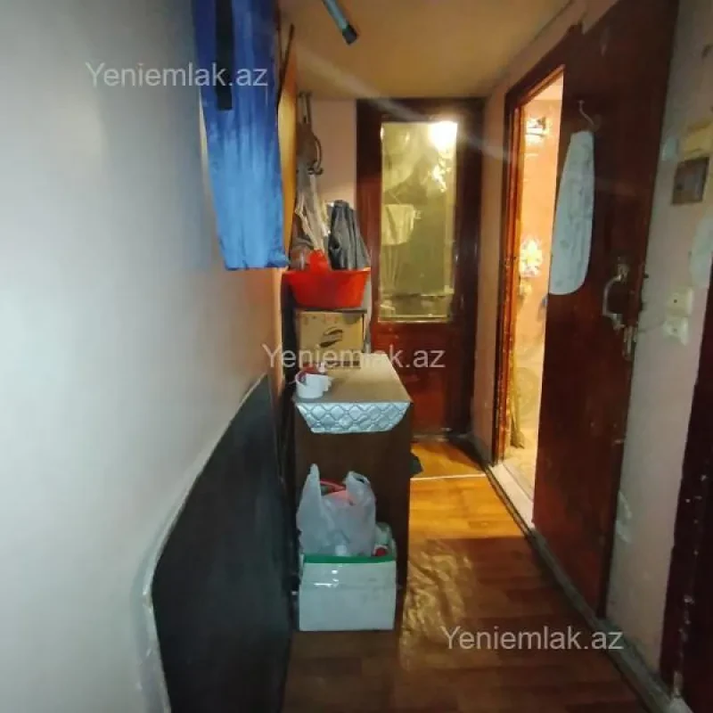 Satılır 3 otaqlı köhnə tikili 85 m²