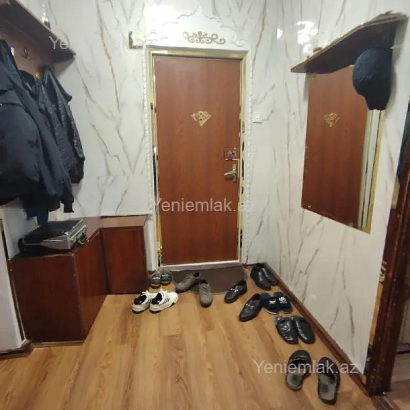 Satılır 3 otaqlı köhnə tikili 85 m²
