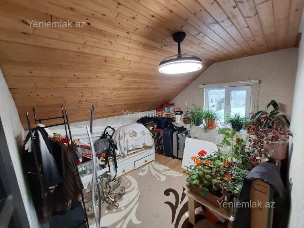 Satılır 6 otaqlı həyət evi 110 m²