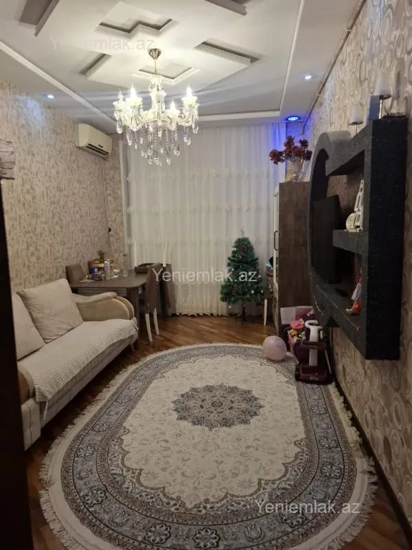 Satılır 2 otaqlı yeni tikili 60 m²