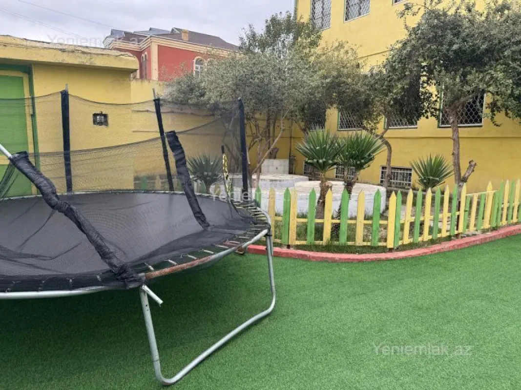 Satılır 5 otaqlı obyekt 412 m²
