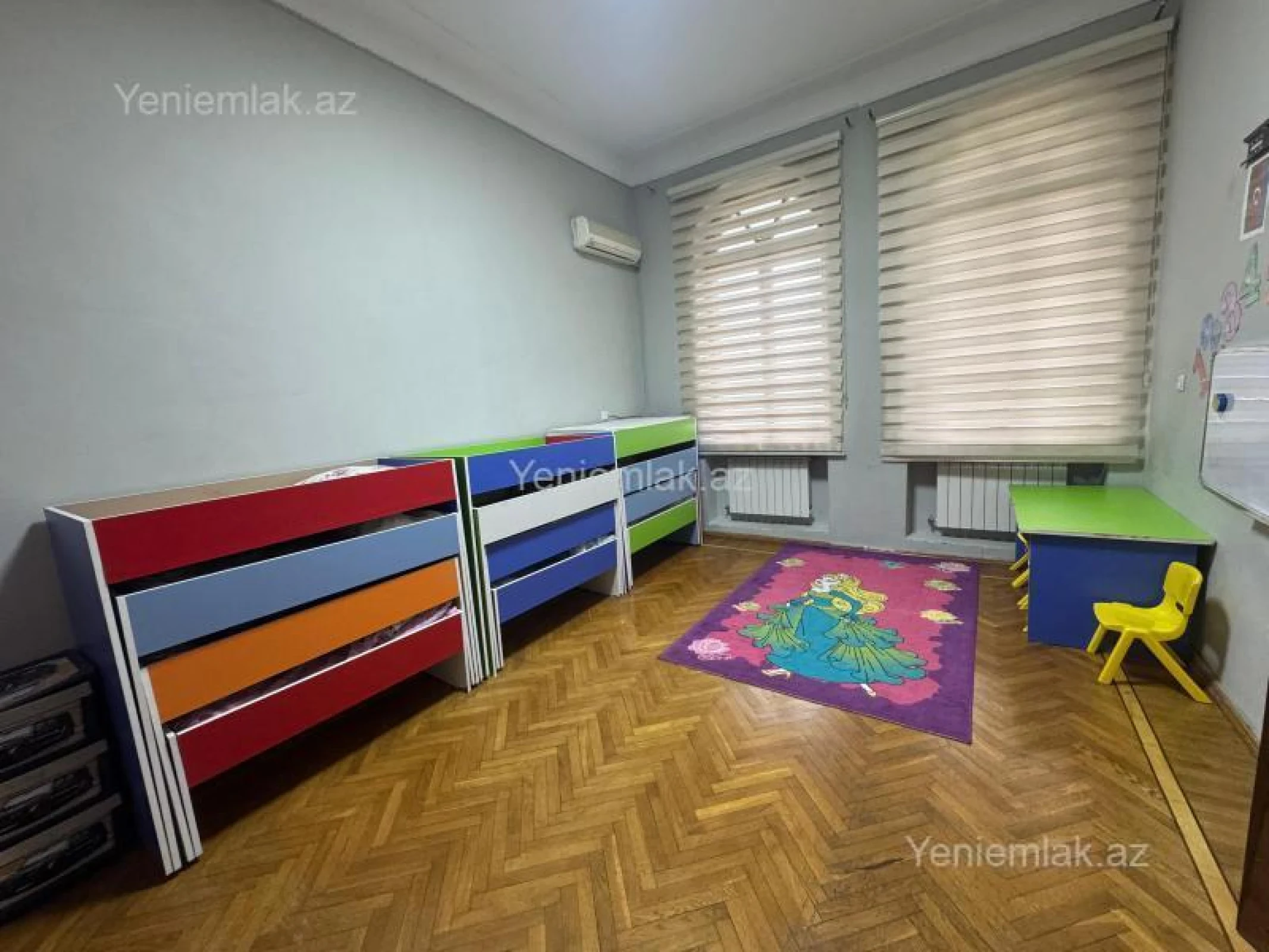 Satılır 5 otaqlı obyekt 412 m²