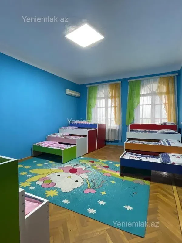 Satılır 5 otaqlı obyekt 412 m²