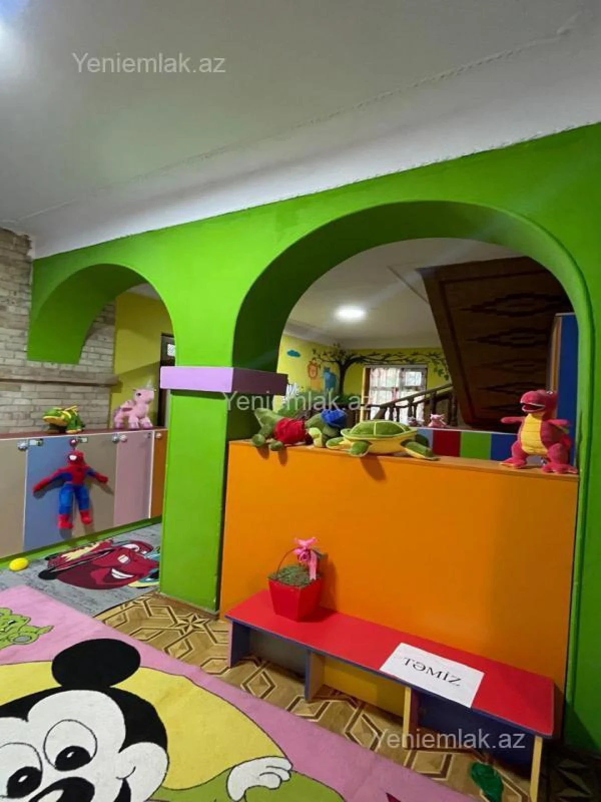 Satılır 5 otaqlı obyekt 412 m²