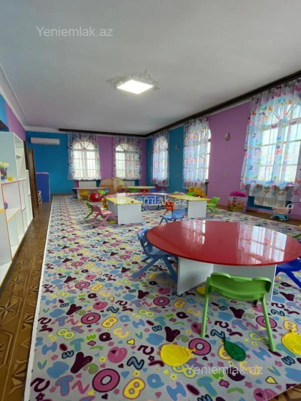 Satılır 5 otaqlı obyekt 412 m²