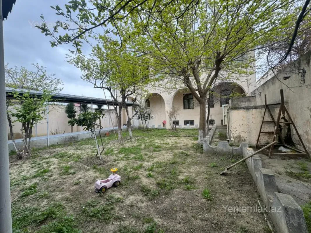 Satılır 5 otaqlı obyekt 412 m²
