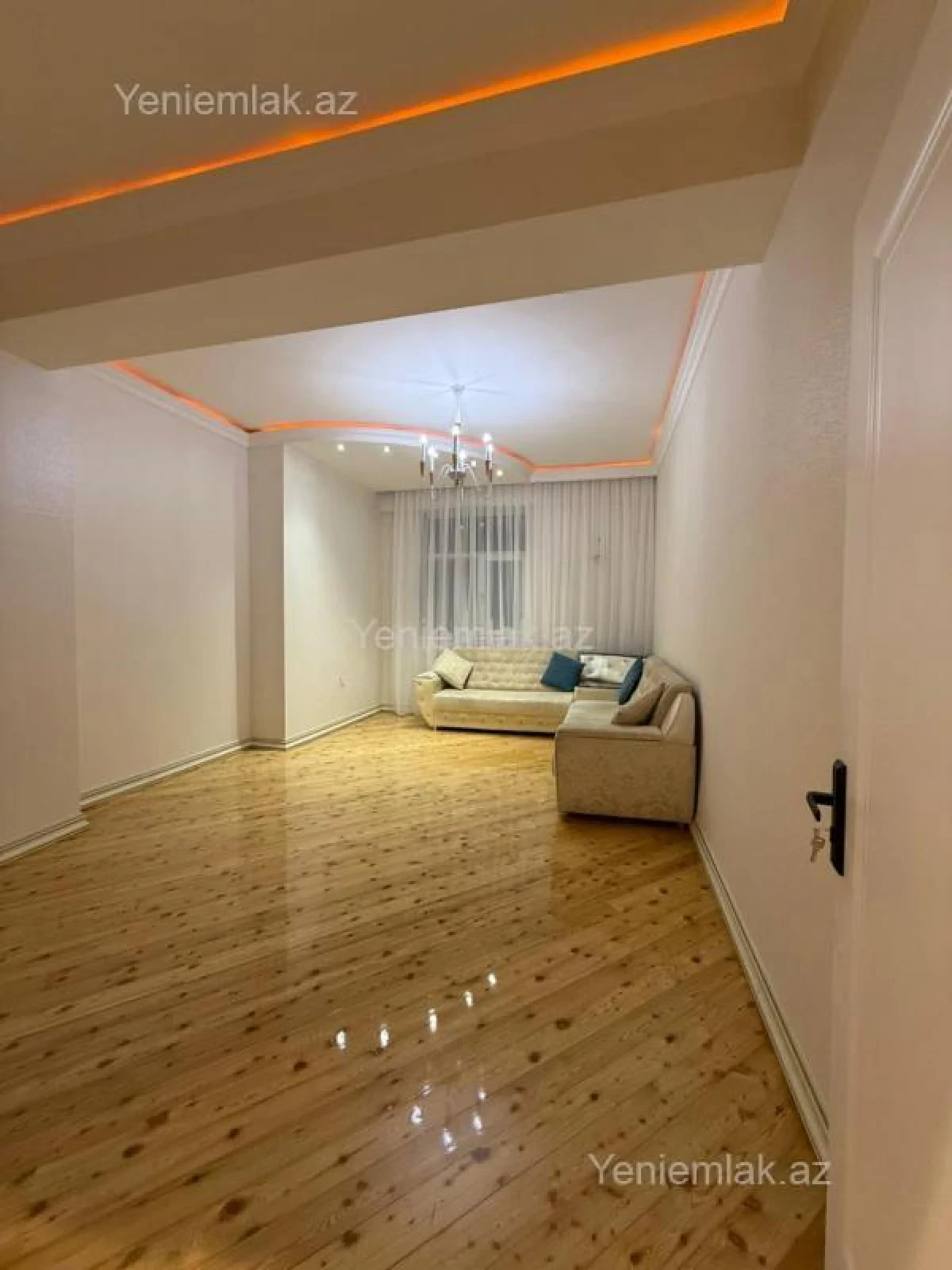 Satılır 2 otaqlı yeni tikili 73 m²