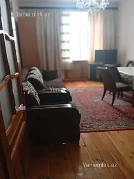 Satılır 3 otaqlı köhnə tikili 70 m² — Bakı, Nizami 3 otaq 70.00 m²