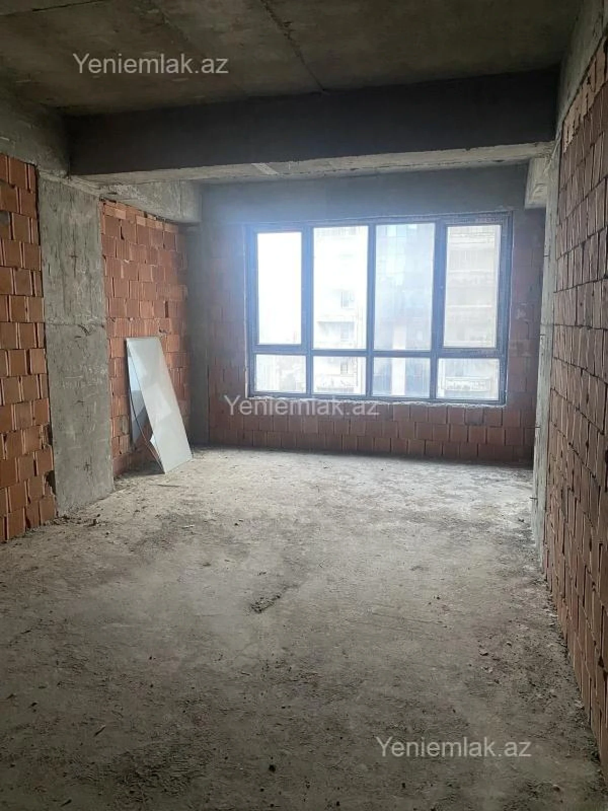 Satılır 3 otaqlı yeni tikili 108 m²