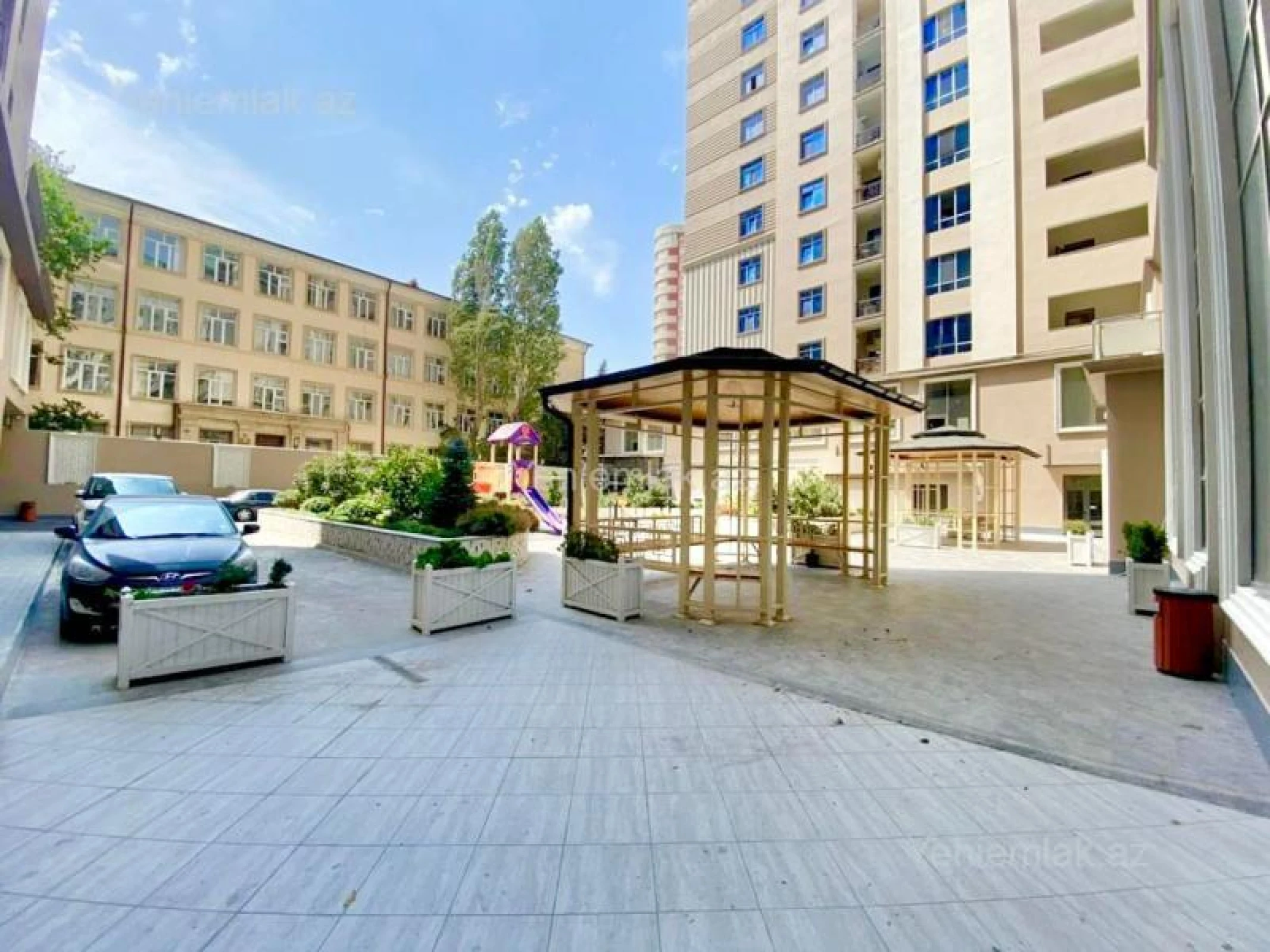 Satılır 3 otaqlı yeni tikili 108 m²