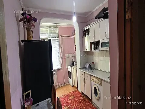 Satılır 2 otaqlı köhnə tikili 65 m²