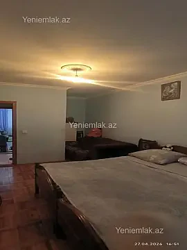 Satılır 2 otaqlı köhnə tikili 65 m²