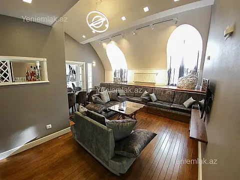 Satılır 6 otaqlı yeni tikili 280.5 m²