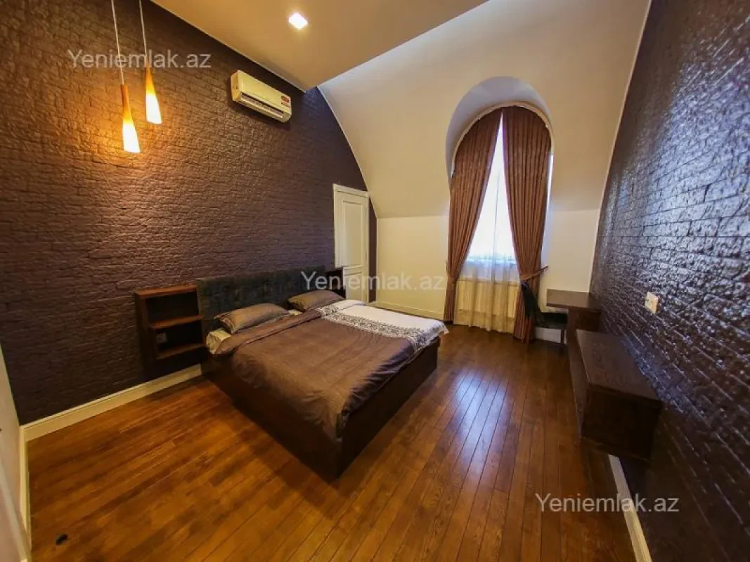 Satılır 6 otaqlı yeni tikili 280.5 m²