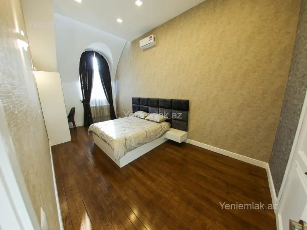 Satılır 6 otaqlı yeni tikili 280.5 m²