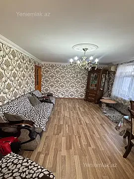 Satılır 2 otaqlı köhnə tikili 27.3 m² — Sumqayıt, 5-ci mikrorayon 2 otaq 27.30 m²