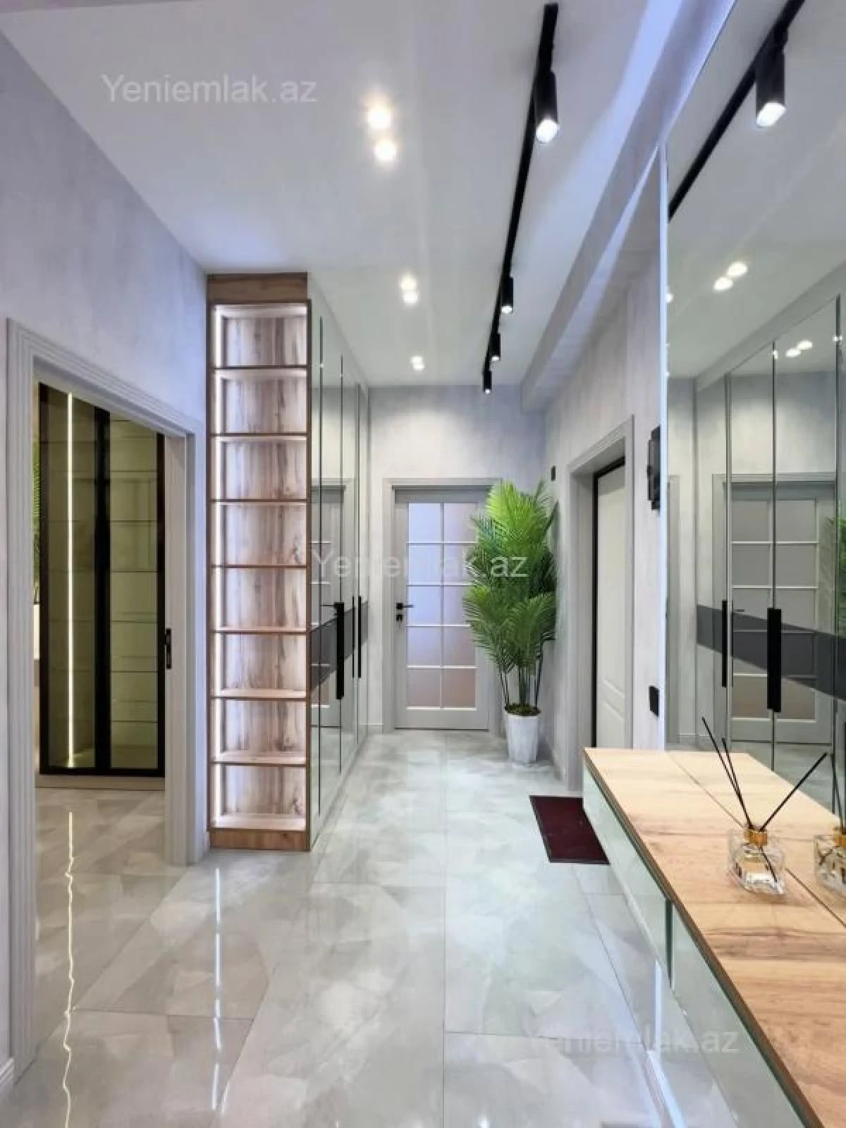 Satılır 2 otaqlı yeni tikili 82 m²