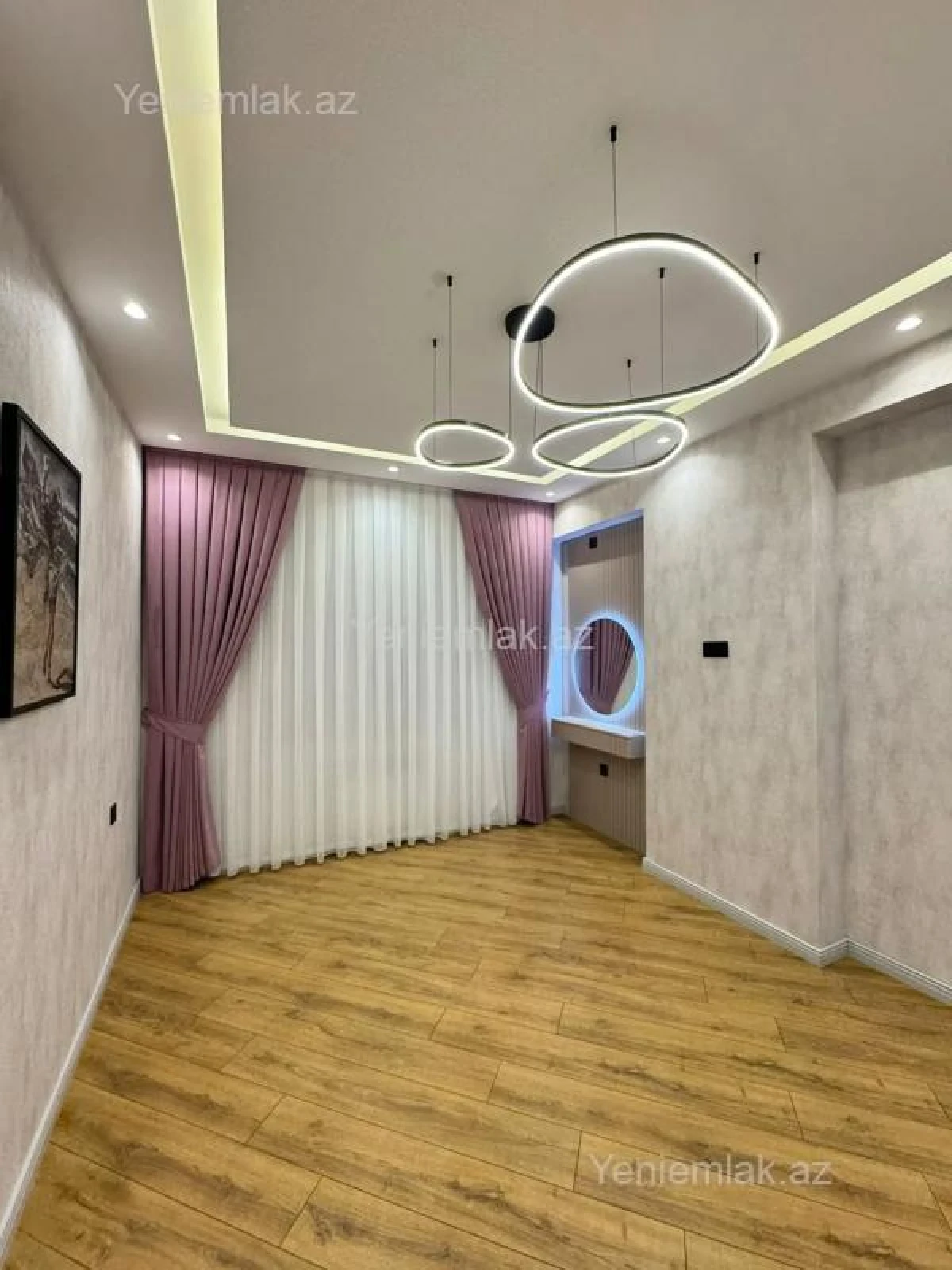 Satılır 2 otaqlı yeni tikili 82 m²