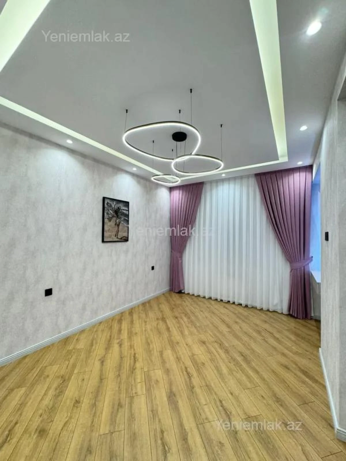Satılır 2 otaqlı yeni tikili 82 m²