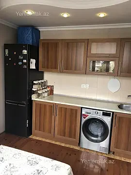 Satılır 3 otaqlı köhnə tikili 80 m²