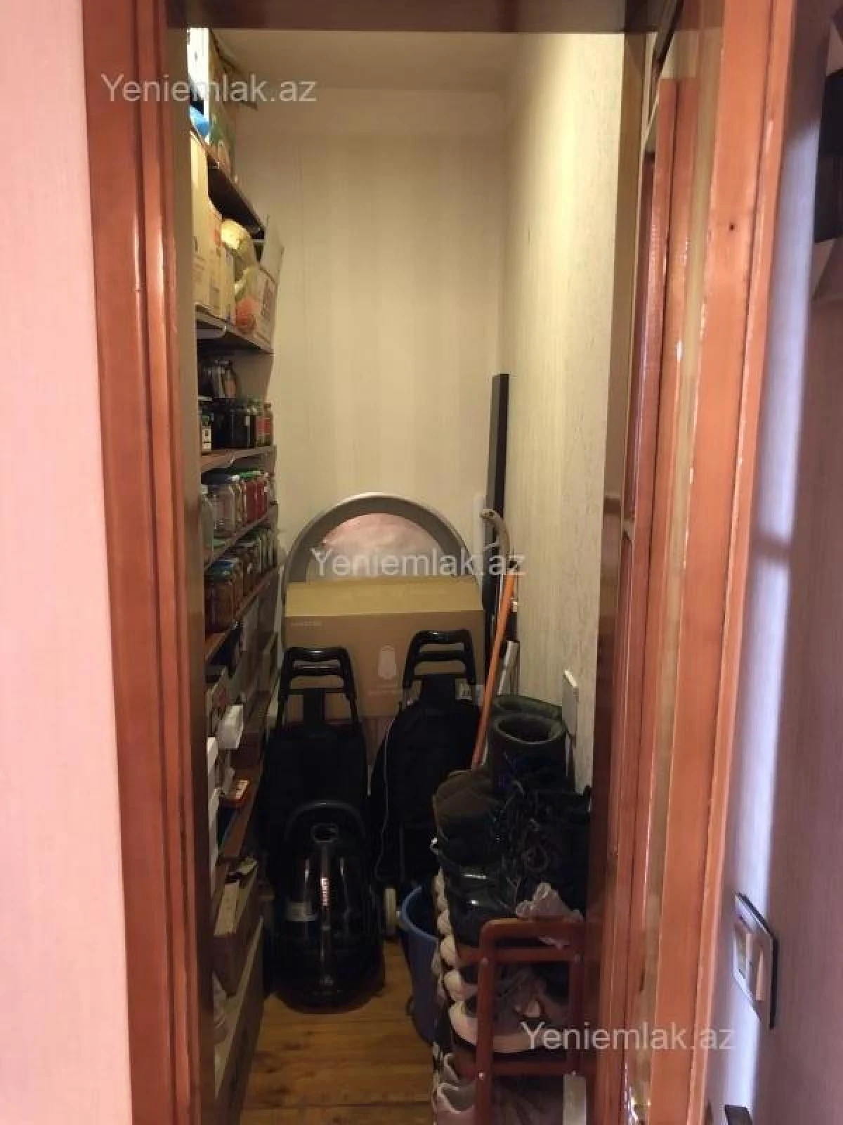 Satılır 3 otaqlı köhnə tikili 80 m²