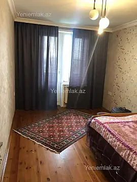Satılır 3 otaqlı köhnə tikili 80 m²