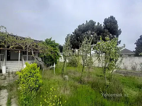 Satılır 5 otaqlı həyət evi 200 m²