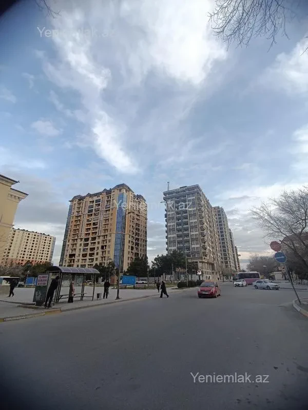 Satılır 2 otaqlı yeni tikili 85 m²
