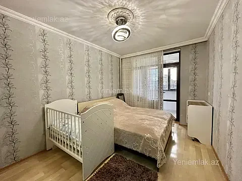 Satılır 2 otaqlı köhnə tikili 40 m²