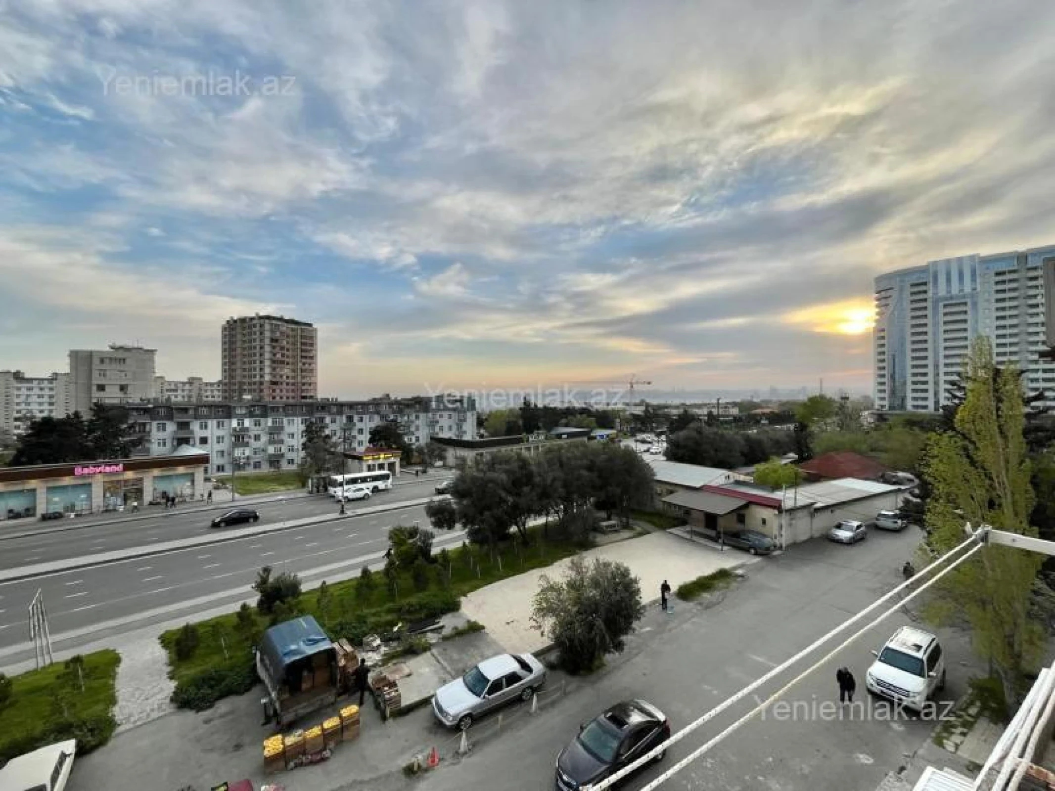 Satılır 2 otaqlı köhnə tikili 40 m²
