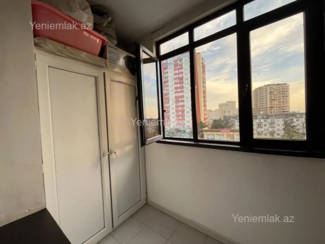 Satılır 2 otaqlı köhnə tikili 40 m²