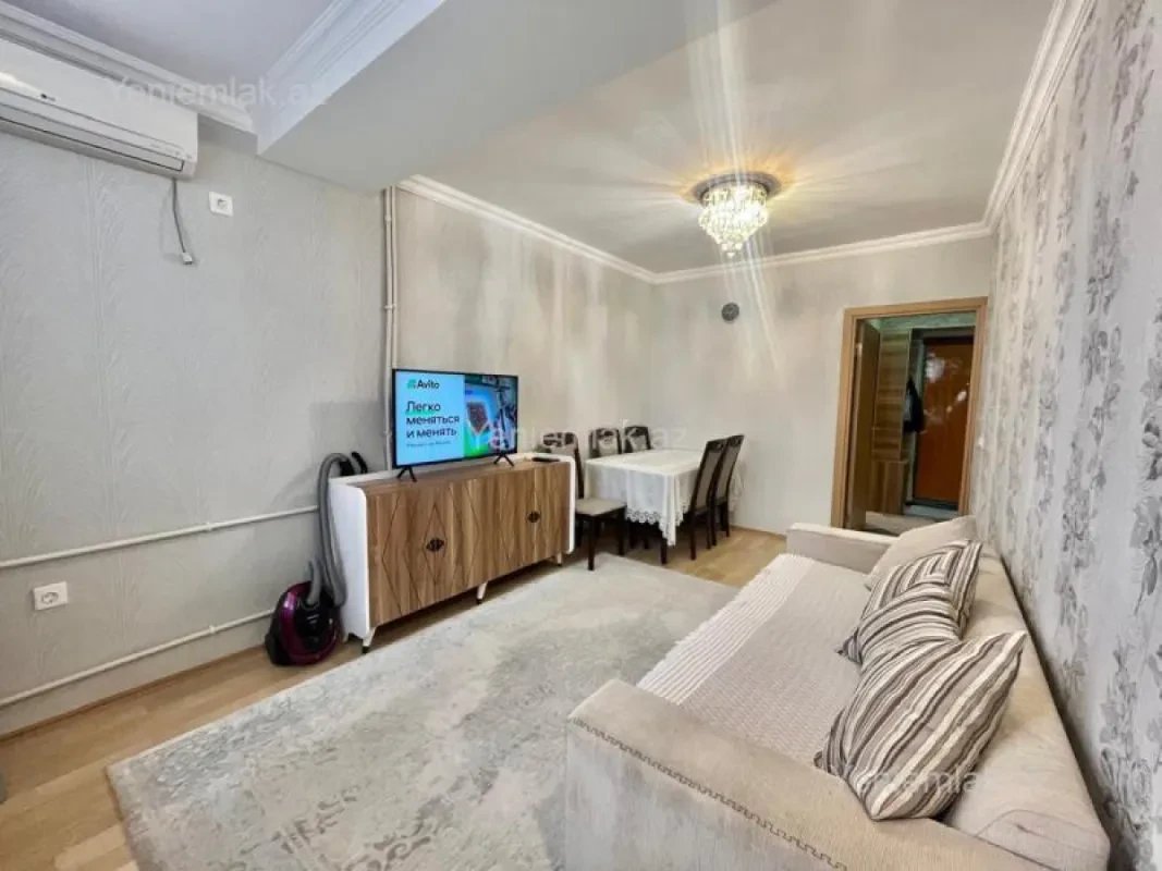 Satılır 2 otaqlı köhnə tikili 40 m²