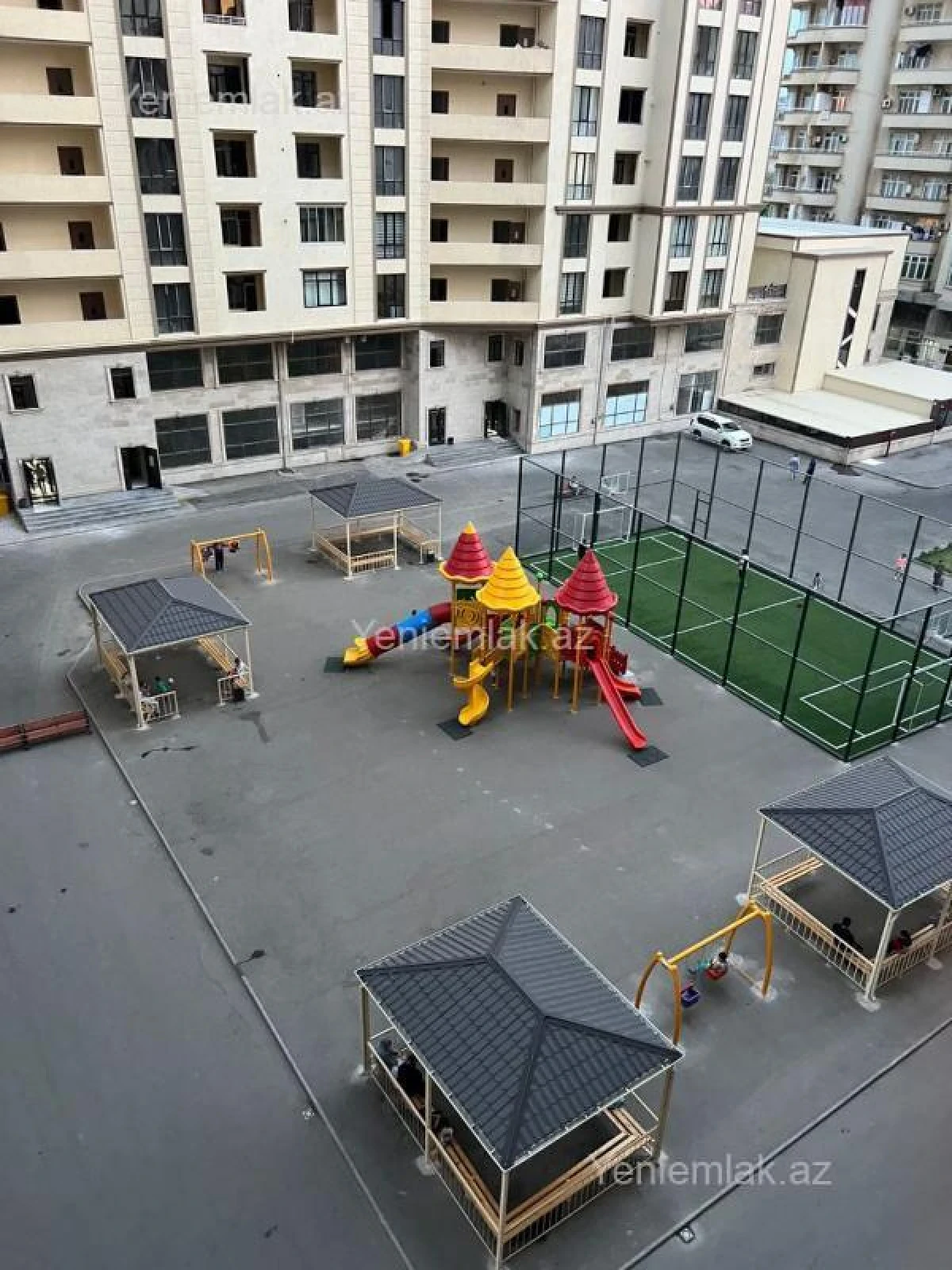Satılır 3 otaqlı yeni tikili 150 m²