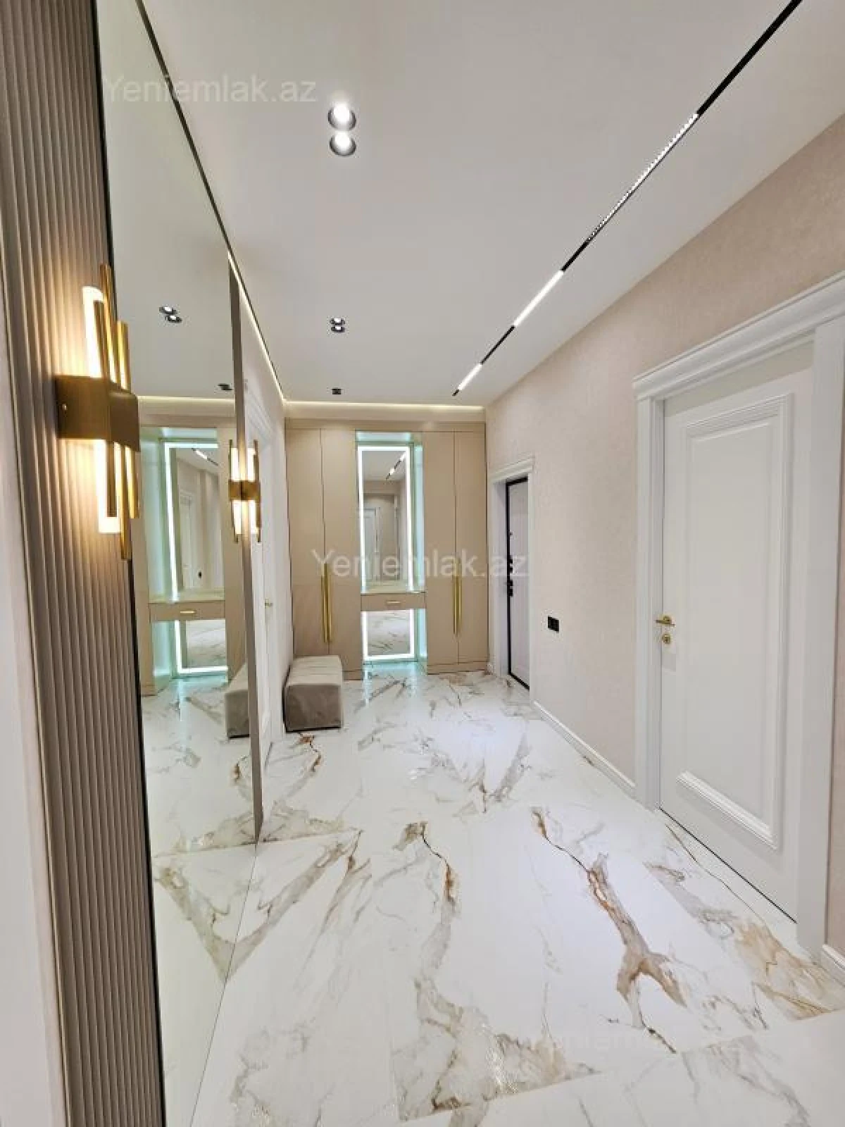 Satılır 3 otaqlı yeni tikili 146 m²