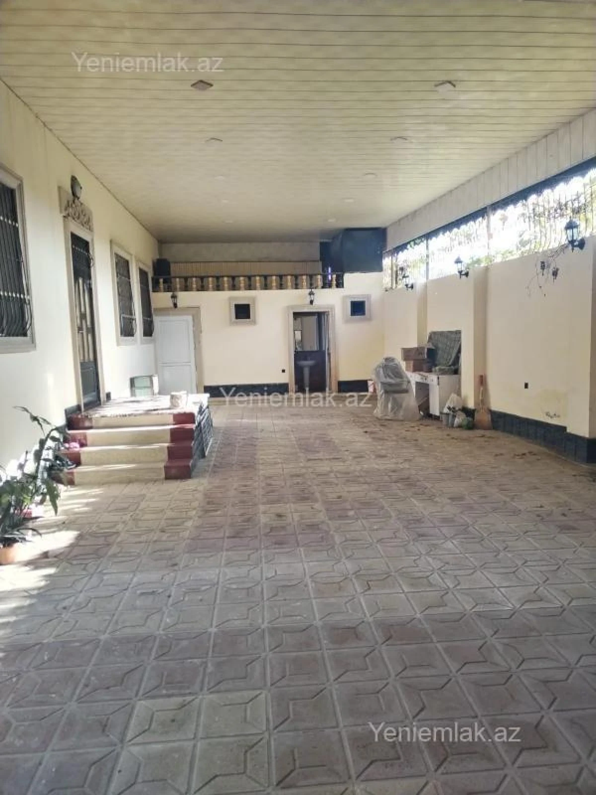 Satılır 6 otaqlı həyət evi 260 m²