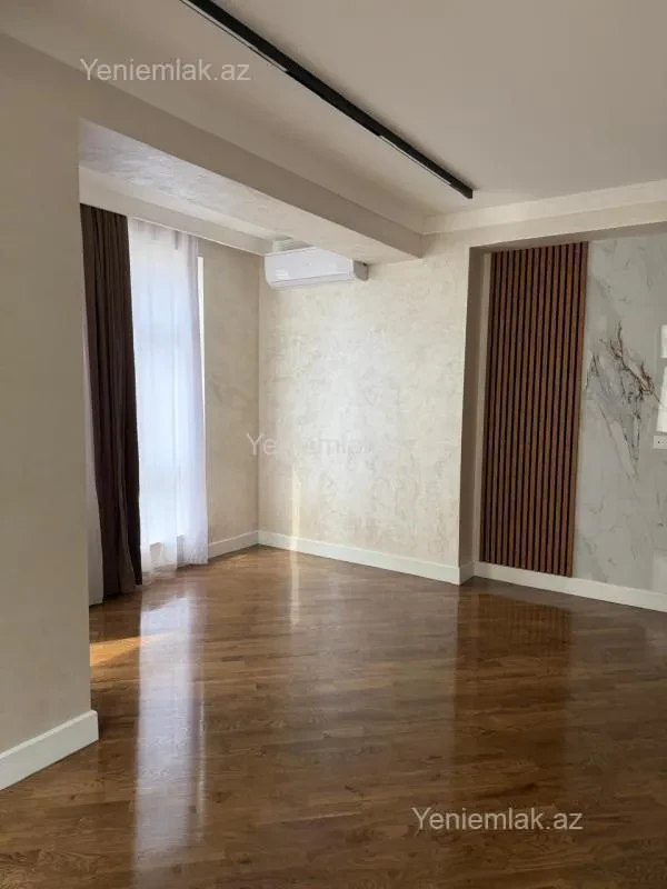 Satılır 3 otaqlı yeni tikili 110 m²