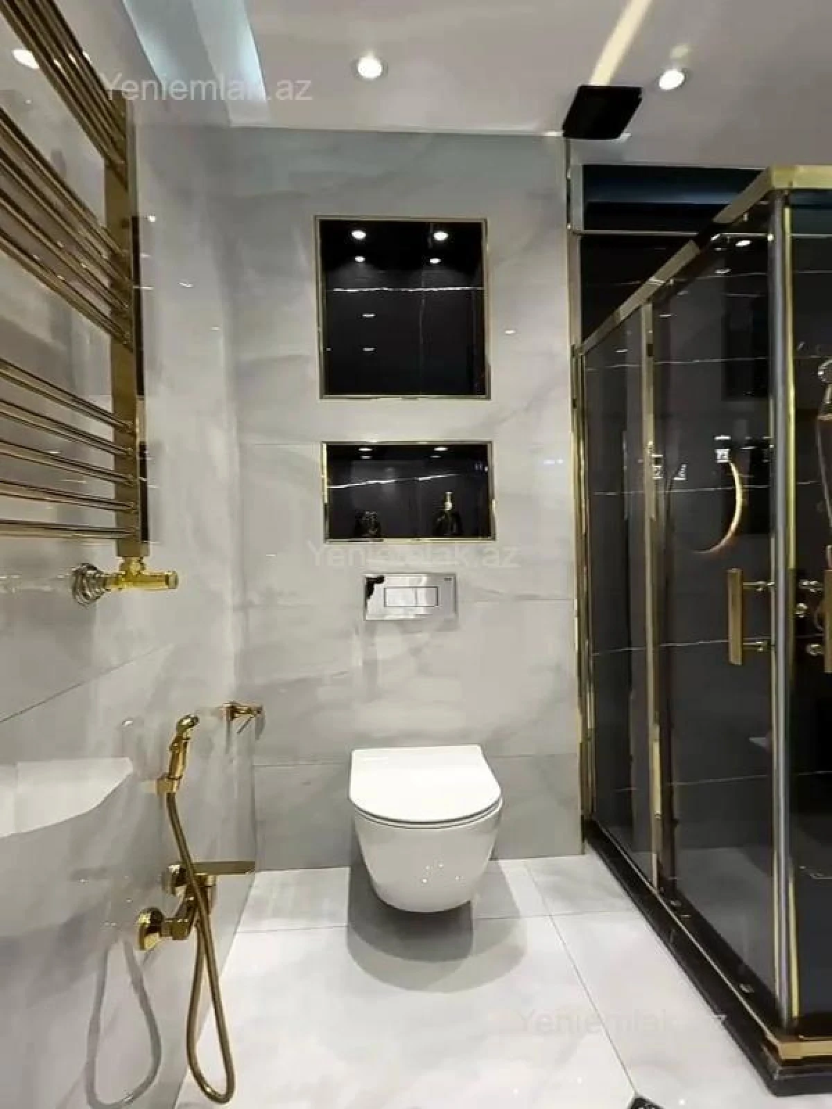 Satılır 3 otaqlı yeni tikili 137 m²