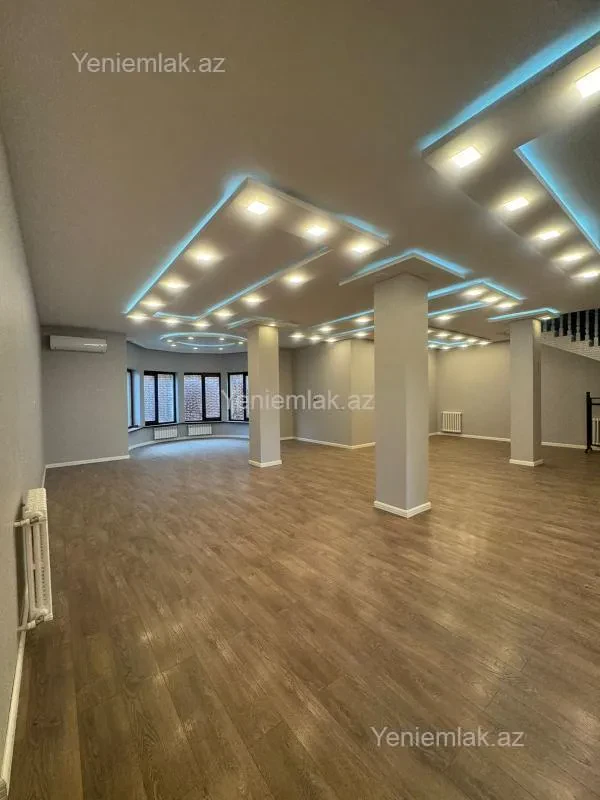 Satılır 6 otaqlı həyət evi 400 m²