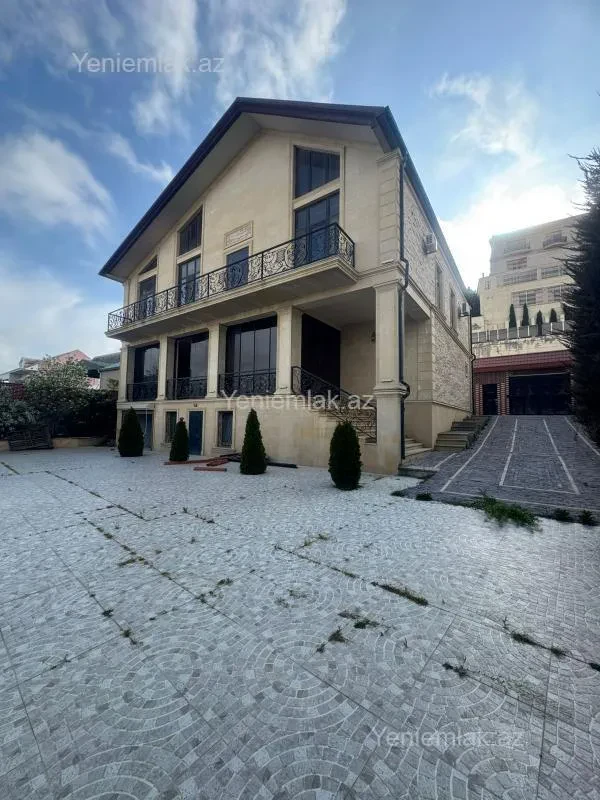 Satılır 6 otaqlı həyət evi 400 m²