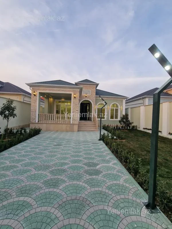 Satılır 4 otaqlı həyət evi 146 m²