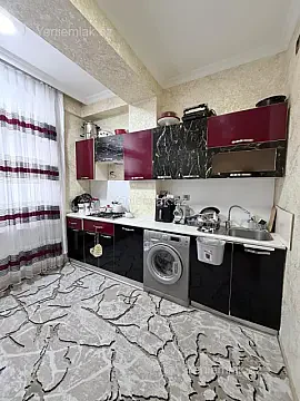 Satılır 2 otaqlı yeni tikili 72 m²