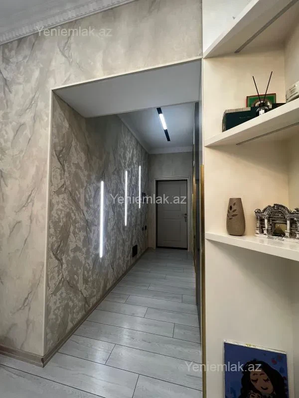 Satılır 3 otaqlı yeni tikili 145 m²