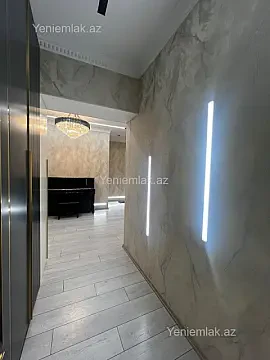 Satılır 3 otaqlı yeni tikili 145 m²