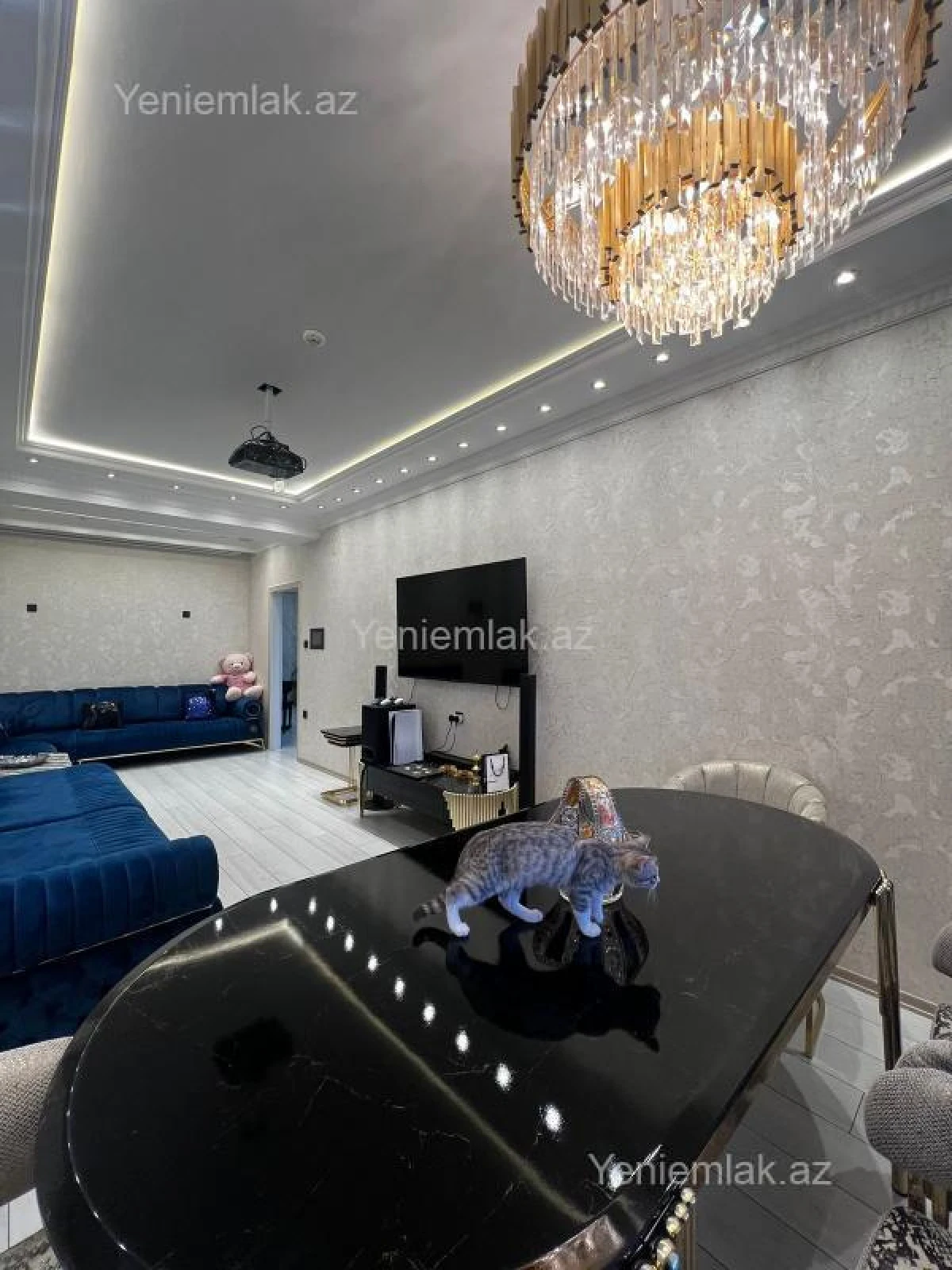 Satılır 3 otaqlı yeni tikili 145 m²