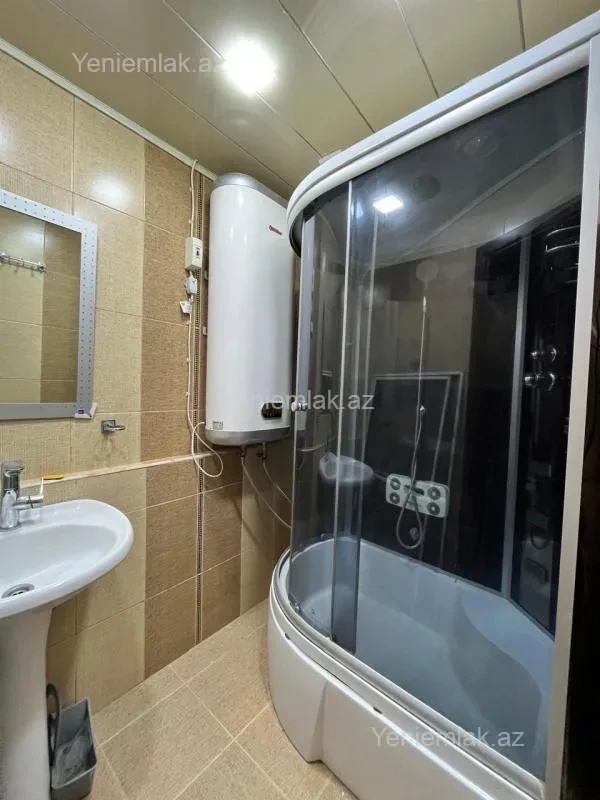 Satılır 2 otaqlı yeni tikili 70 m²