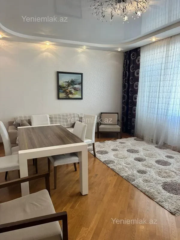 Satılır 4 otaqlı yeni tikili 136 m²