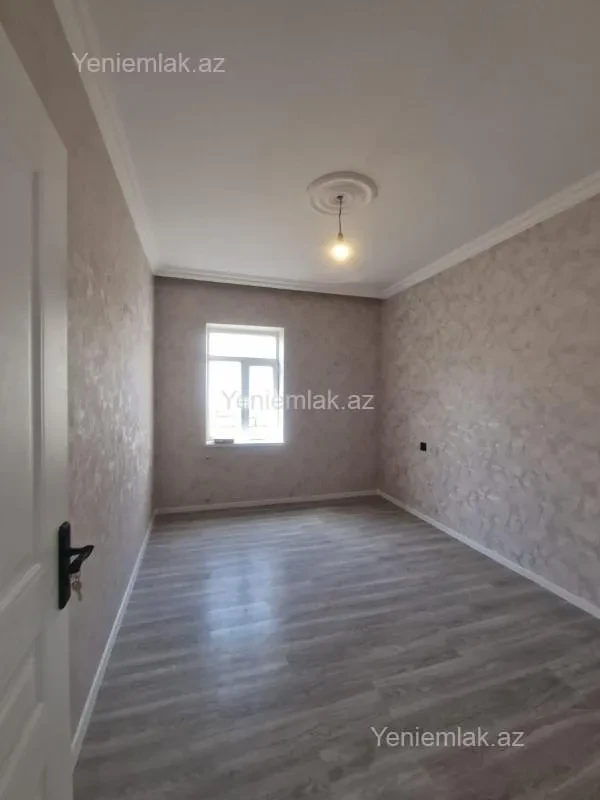 Satılır 4 otaqlı həyət evi 121 m²