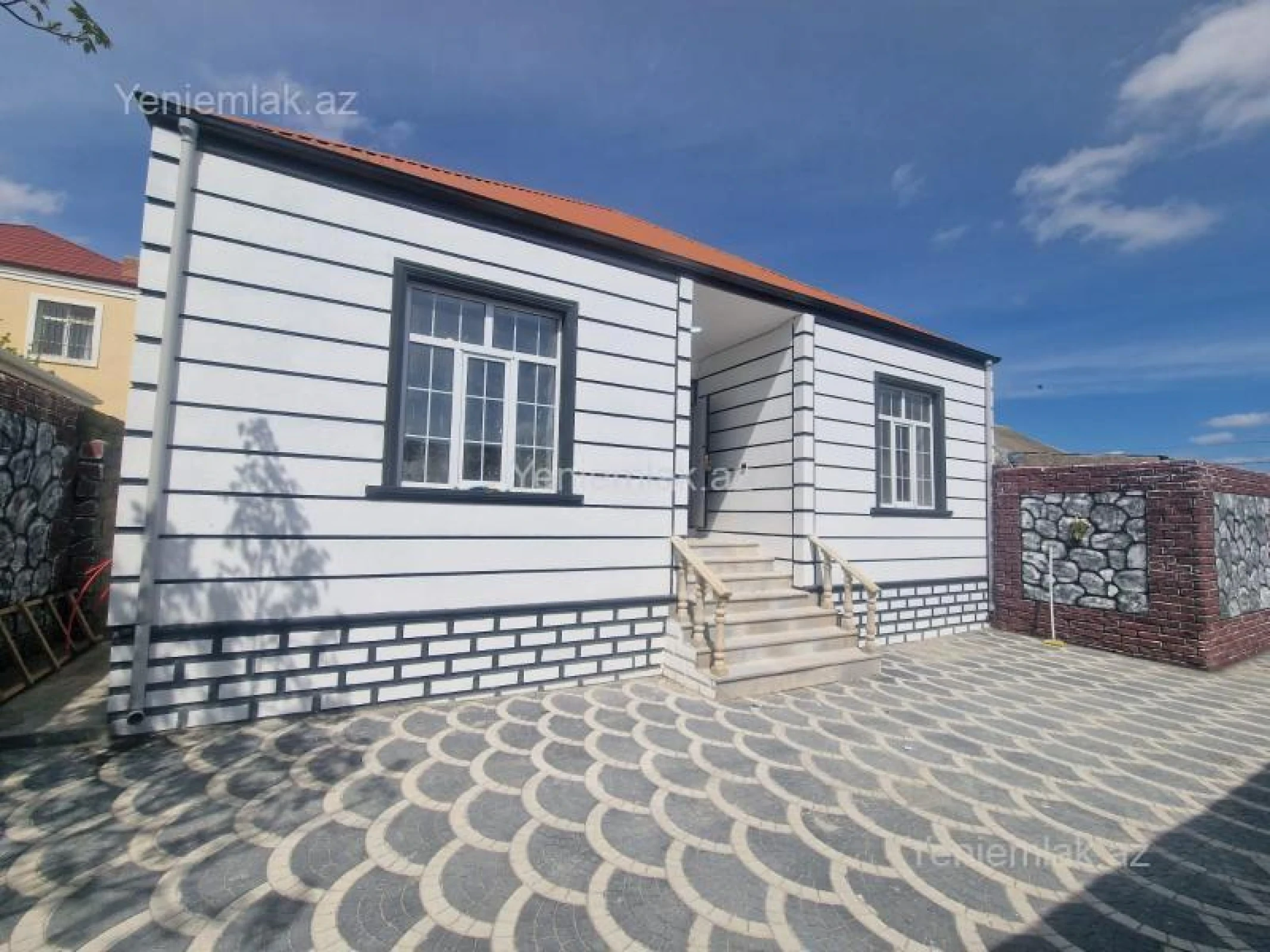 Satılır 4 otaqlı həyət evi 121 m²