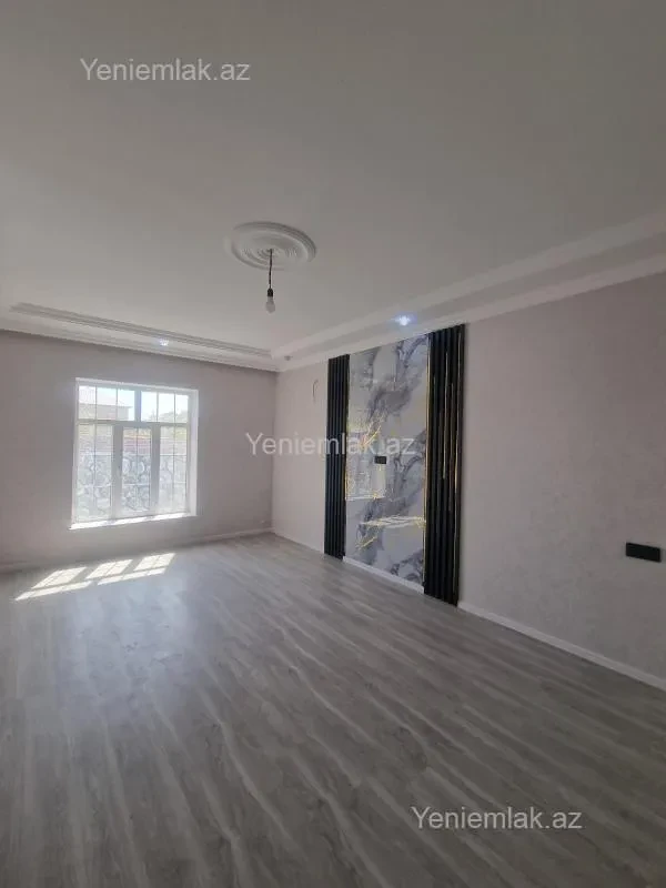 Satılır 4 otaqlı həyət evi 121 m²